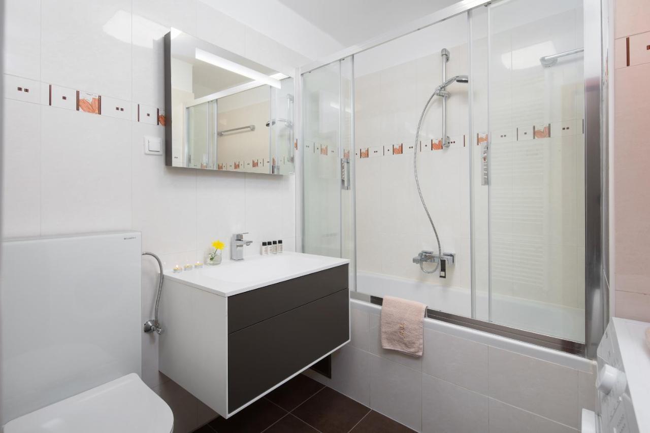 Luxury Apartments Casablanca/Vivaldi Pula Buitenkant foto